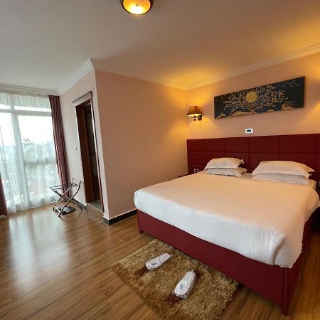 Moonlight Hotel Addis Abeba Exterior foto
