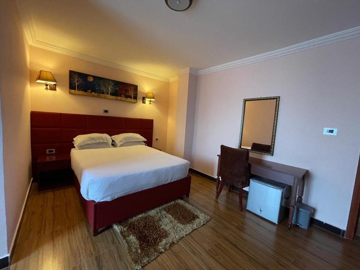 Moonlight Hotel Addis Abeba Exterior foto